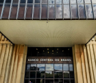 Banco Central dificulta vida das famílias brasileiras com nova elevação de juros