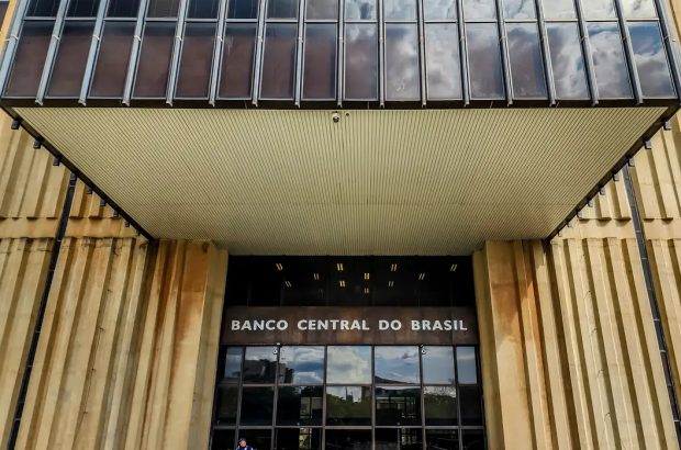 Banco Central dificulta vida das famílias brasileiras com nova elevação de juros