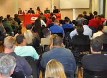 Mudanças no mundo do trabalho exigem reinvenção do movimento sindical