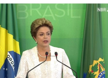 Dilma anuncia corte de oito ministérios