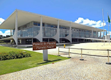 Brasil aciona OMC contra tarifaço dos Estados Unidos