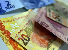 Além de encolher, mercado de trabalho perde R$ 12 bilhões de renda em um trimestre