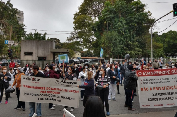 Ato em defesa do Iamspe denuncia falta de profissionais e cobra concursos públicos