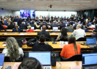 Comissão aprova o fim da escala 6x1. Proposta vai a Plenário ainda hoje (27)