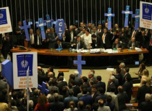 Denunciados pela CUT, parlamentares que traíram trabalhadores não se reelegeram