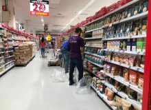 Preço da alimentação cai mais e inflação em agosto fica em 0,23%, diz IBGE