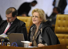 Com 4 a 3 a favor de prisão em segunda instância, STF suspende julgamento