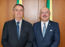 Ministro por quem Bolsonaro ‘botava a cara no fogo’  é preso  pela Polícia Federal