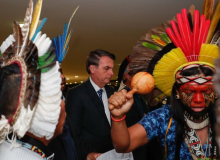 Bolsonaro será processado por crime de racismo contra indígenas