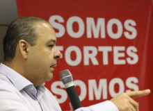 Vagner Freitas: "Só a luta garante"