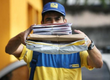 Trabalhadores dos Correios fazem manifestação em Goiânia nesta quarta-feira (20)