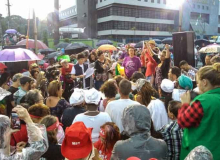 Sindicatos dos Estados Unidos entregam carta de apoio a Lula em ato na vigília
