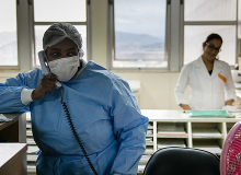 Covid-19: Profissionais da saúde negras sofrem mais com falta recursos e treinamento