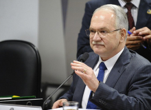 Fachin remete habeas corpus de Lula para votação em plenário