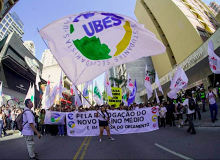 Comissão do Senado aprova regulamentação das entidades estudantis