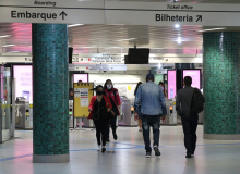 Empresas não protegeram adequadamente trabalhadores contra Covid-19, aponta dossiê
