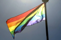População LGBTQIA+ ainda enfrenta barreiras e discriminação no acesso à saúde