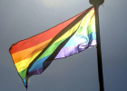 População LGBTQIA+ ainda enfrenta barreiras e discriminação no acesso à saúde