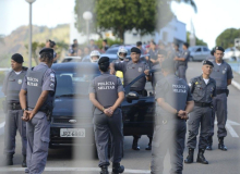 Congresso quer retirar poder de governadores sobre polícia para atender Bolsonaro