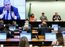Parlamentares cobram clareza sobre contas da Previdência