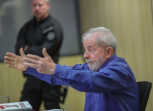 Defesa de Lula pede e STJ adia análise de HC no caso do sítio de Atibaia