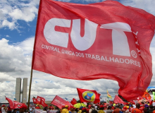 Fim da escala 6x1 será votado na CCJ nesta semana; saiba como pressionar senadores