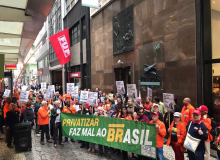 Trabalhadores da Petrobras exigem diálogo com fundo Petros