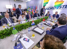 Nordeste eleva tom em oposição a Bolsonaro, recorre à China e cria comitê científico