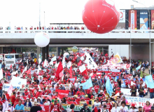 Mais de 200 mil pessoas ocuparam Brasília nesta quarta (24)