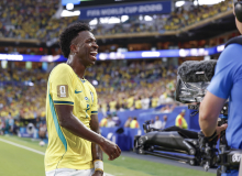 Brasil joga na segunda-feira; veja se você pode ser dispensado do trabalho
