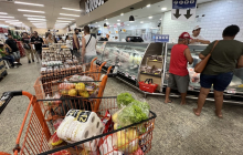 Inflação perde força pelo 2º mês seguido e fecha abril em 0,43%