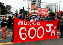 MTST protesta em oito estados contra cortes na habitação e pelo auxílio de R$ 600