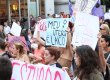 Mulheres em São Paulo gritam “Fora Cunha”, autor do PL 5069