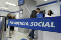 INSS antecipa pagamento de aposentados e pensionistas em março