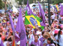 Mulheres realizam ato nesta quinta (10) em frente ao MP