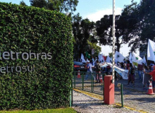 Protesto em frente à Eletrosul contra a privatização do setor elétrico