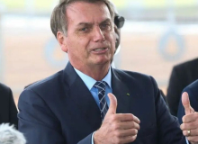 Pintou um clima: Professor diz que expressão usada por Bolsonaro tem contexto sexual