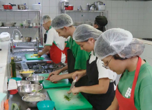 Desemprego até maio cai para 5,6%, o menor já registrado no período
