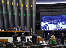 Câmara aprova urgência de PL que acaba com reserva de leitos em hospitais militares