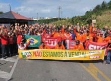 Plano estratégico da Petrobras prioriza acionistas em detrimento do povo brasileiro