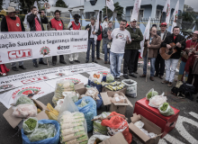 Caravana da Agricultura Familiar visita vigília "Lula Livre"