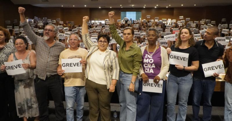 Em nota, CNTE apoia greve dos administrativos da educação de Goiânia – CUT