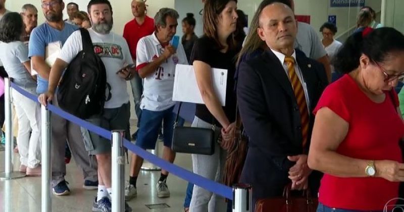 Fila Inss Mais de 5 milhões de trabalhadores estão na fila do INSS, diz equipe de ...